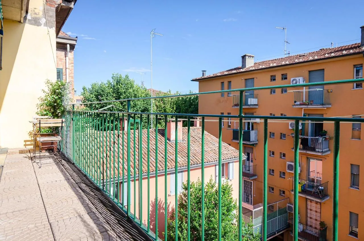 Appartamento Di Vincenzo 4 Bologna 0*,  Italia